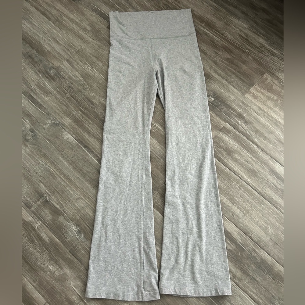 Victoria’s Secret yoga pants